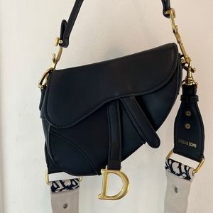 CD saddle bag